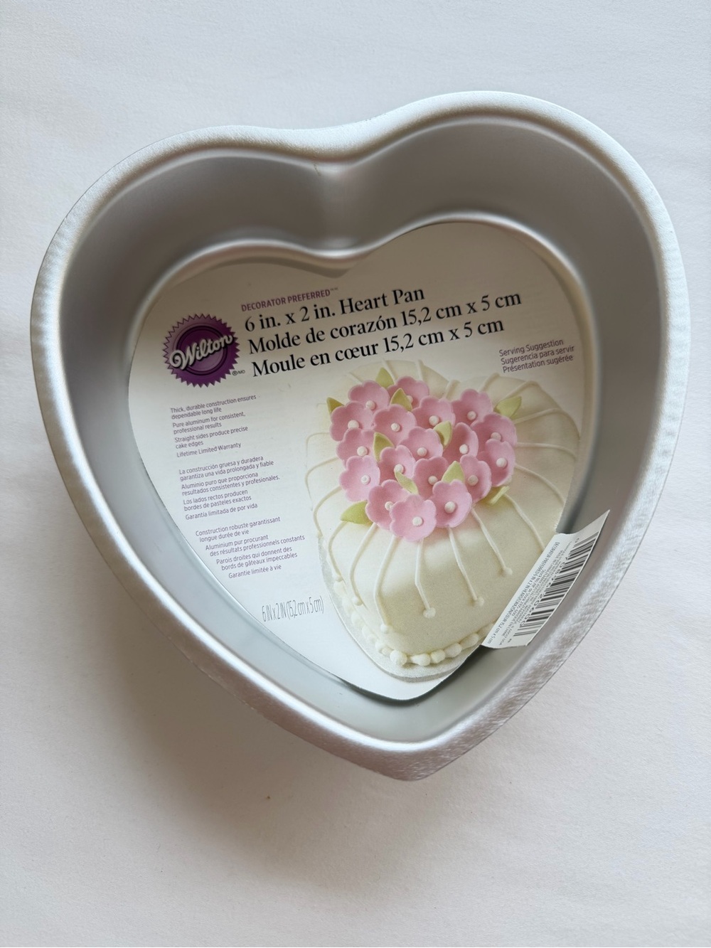 NWT Wilton 6in. x 2in. Heart Shaped Cake Pan Pure Aluminum